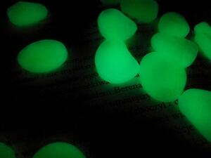 Iso Trade Dekorstenar som lyser i mörkret 100-pack - Grön
