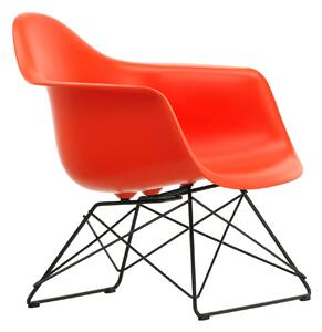 Vitra - Eames Plastic Armchair LAR - 03 Poppy Red - Basic Dark Base - Fåtöljer - Charles & Ray Eames - Röd - Metall/Plast