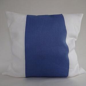 Randigt kuddfodral ljusblått och vitt i tvättat sanforiserat linne 50x50