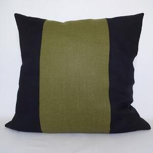 Randigt kuddfodral grönt och svart i tvättat sanforiserat linne 50x50