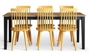 Dalsland matgrupp: Matbord i svart / ek med 6 st gula pinnstolar - Matgrupper