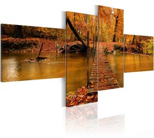 Canvas Tavla - A footbridge over a forest stream - 100x45