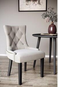 2 st Tuva stol i beige tyg med bruna ben + Möbelvårdskit för textilier