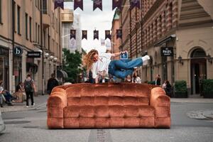 Kamelen | Bubblig Fotpall | Brun | Sammet