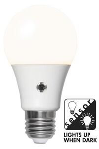 LED-lampa E27 normal Sensor opal, 8,2W(60W)