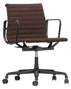 Vitra - EA 117, Svart Bas, Läder: Kat. L20 - Leather - 69 - Kontorsstolar - Charles & Ray Eames - Brun