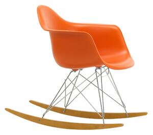 Vitra - Eames Plastic Armchair RAR - 43 Rusty Orange - Chrome Base - Golden Maple - Fåtöljer - Charles & Ray Eames - Orange - Metall/Trä/Plast