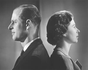 Fotografi Queen Elizabeth II And Prince Philip Portrait, Michael Ochs Archives