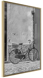 Inramad Poster / Tavla - Bicycle with Black Tires - 20x30 Guldram