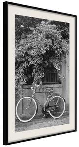Inramad Poster / Tavla - Bicycle with White Tires - 20x30 Guldram