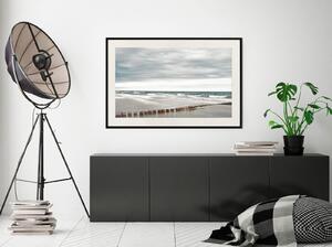 Inramad Poster / Tavla - Chilly Morning at the Seaside - 30x20 Svart ram