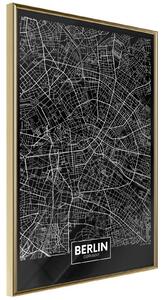 Inramad Poster / Tavla - City Map: Berlin (Dark) - 30x45 Guldram