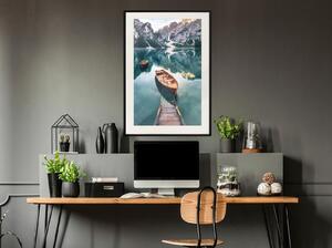 Inramad Poster / Tavla - Lake in a Mountain Valley - 30x45 Guldram med passepartout