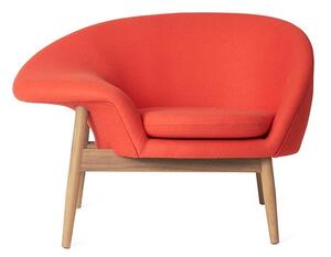 Warm Nordic - Fried Egg Chair / Oiled Oak - Fåtölj - Hero 551 (Apple Red) - L99 x W68 x H68 cm
