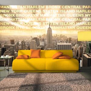 ARTGEIST Fototapet med utsikt över New York City och gul text