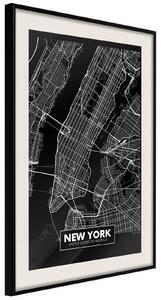Inramad Poster / Tavla - City Map: New York (Dark) - 20x30 Guldram