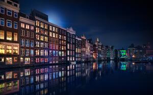 Amsterdam Windows Colors