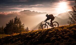 Fotografi Golden hour biking, Sandi Bertoncelj