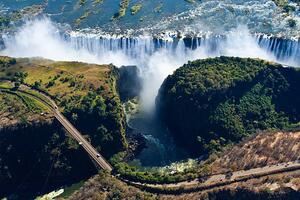 Konstfotografering View of Victoria Falls and Bridge, Kelly Cheng Travel Photography, (40 x 26.7 cm)