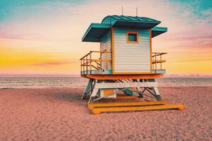 Konstfotografering Colorful Miami Beach lifeguard tower with, Artur Debat, (40 x 26.7 cm)