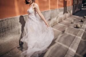 Konstfotografering Bride on the street, South_agency, (40 x 26.7 cm)