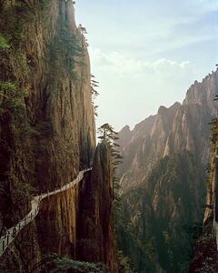 Fotografi Pathway winding through Chinese mountian landscape, DKP, (30 x 40 cm)