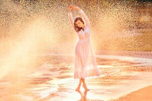Konstfotografering Summer fun on splash, Jane Khomi, (40 x 26.7 cm)