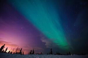 Konstfotografering Aurora Borealis in Fairbanks, Noppawat Tom Charoensinphon, (40 x 26.7 cm)
