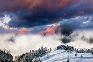 Konstfotografering Dramatic dawn in winter mountains in the Alps, Anton Petrus, (40 x 26.7 cm)