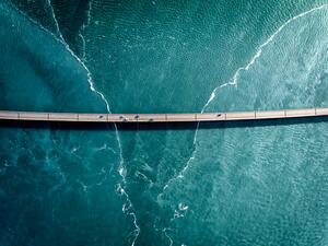 Fotografi Driving on a bridge over deep blue water, HRAUN