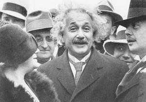 Konstfotografering Albert Einstein and his wife Elsa Lowenthal, Unknown photographer,, (40 x 26.7 cm)