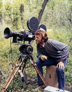 Fotografi On The Set, Clint Eastwood Behind The Camera., The Beguiled 1971 Directed By Don Siegel