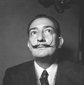 Fotografi Salvador Dali In Paris, France In 1953, REPORTERS ASSOCIES