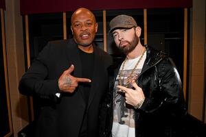 Fotografi Dr. Dre and Eminem at 36th Annual Rock & Roll Hall, Kevin Mazur