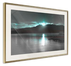 Inramad Poster / Tavla - Aurora at the Horizon - 90x60 Guldram