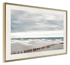 Inramad Poster / Tavla - Chilly Morning at the Seaside - 45x30 Guldram