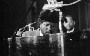 Fotografi Thelonious Monk during concert in Paris, 1965