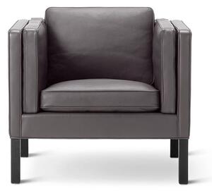 Fredericia Furniture - Mogensen Lounge Chair 2334 by Børge Mogensen - Fåtölj - Max 96 Dark Brown / Black Lacquered Oak - W85 x D78 x H78 x SH43 cm