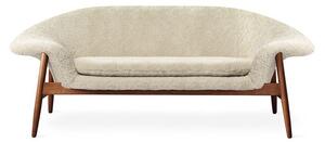 Warm Nordic - Fried Egg Sofa / Oiled Teak - Soffa för 2 personer - Sheepskin (Moonlight) - L186 x W68 x H68 cm