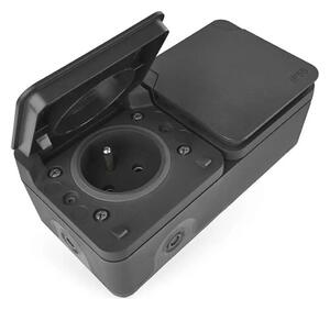 Dubbelt vägguttag för humid environment IP55