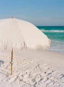 Fotografi Beach Umbrella, Bethany Young