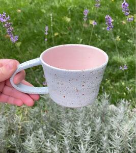 KRAKI Ceramics - Mug with big handle - Kopp - Fresh Mint - D9 x H7,5 cm, 325 ml