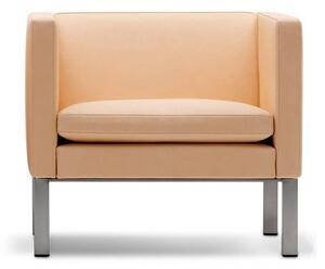 Fredericia Furniture - EJ50 Club Chair 5021 by Erik Jørgensen Studio - Fåtölj - Vegeta 90 Natural / Brushed Chrome - W96 x D73 x H70 x SH44 cm