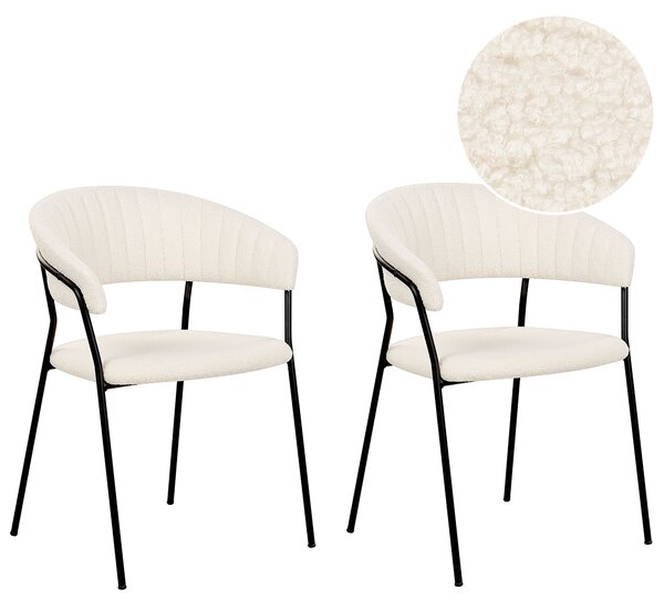 Set med 2 matstolar Off-White Boucle tygklädsel Svarta metallben med armstöd Böjt ryggstöd Modern modern design Beliani