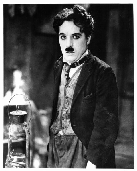 Fotografi Charles Chaplin In 'The Gold Rush', Archive Photos