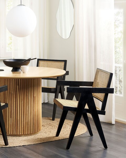 Köksstol Ljust Trä Mahogny Rotting Svart Naturlig Wiensk Flätning Accent Minimalistisk Vardagsrum Matsal Beliani