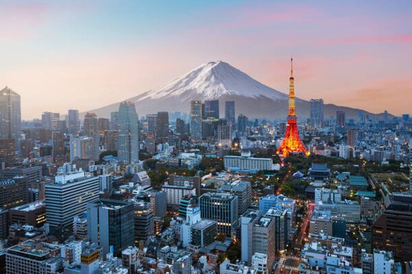 Konstfotografering Mt. Fuji and Tokyo skyline, Jackyenjoyphotography, (40 x 26.7 cm)