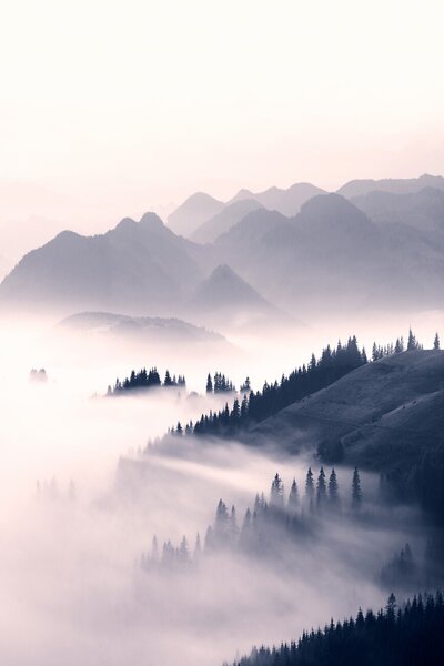 Fotografi Misty mountains, Sisi & Seb, (26.7 x 40 cm)