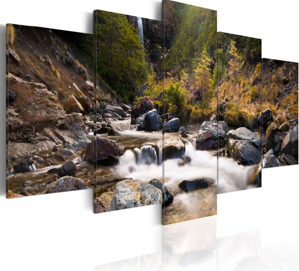 Canvas Tavla - A waterfall in the middle of wild nature - 200x100