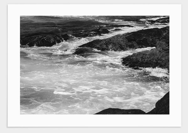 The pacific ocean b&w poster - 21x30